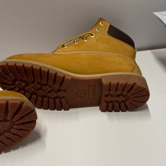 Timberland 6-Inch Premium Wheat Nubuck Boot Junior Size 7 - Picture 7 of 13